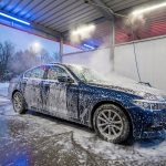 Зимовий догляд: як часто потрібно мити машину, щоб вона не перетворилася на купу іржі