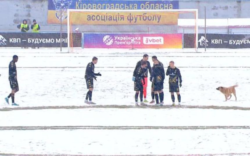 Сніговий полон у Кропивницькому: як погодні умови впливають на календар УПЛ