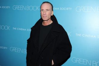 Пішов із життя Пітер Грін: актор, який майстерно втілював найвідоміших кінолиходіїв