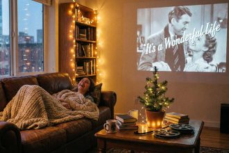 Досить дивитися одне й те саме: ТОП-5 небанальних фільмів, які врятують ваш новорічний настрій