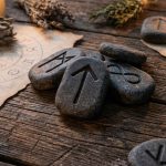 Рунічний компас дня: детальний аналіз енергій 6 грудня 2025 року