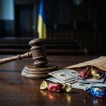 «Цукерки» вартістю в свободу: Редакція Realnist аналізує нову схему закарпатського судді