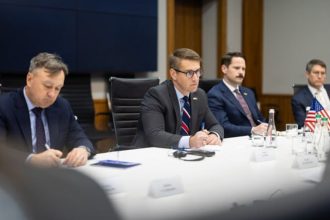 Гуманітарний пріоритет: чому візит Райлі Барнса до Києва є сигналом для агресора