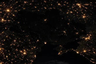 Чому сталося аварійне відключення в Україні та Молдові і коли повернуть електрику