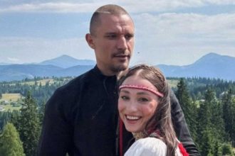 Зірковий десант у Карпатах: Цимбалюка «спіймали» з фіналісткою «Холостяка»