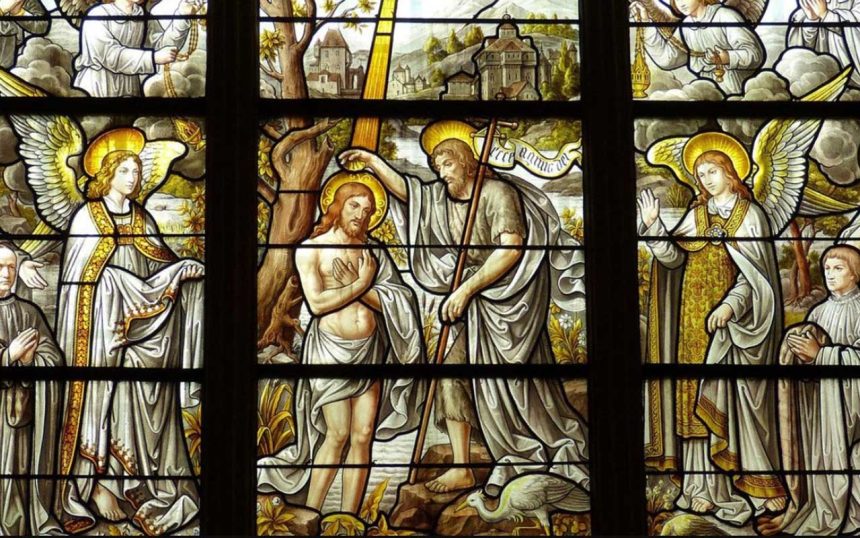 Свята вода-2026: новий календар, правила набору та секрети зберігання агіасми