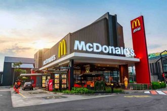 McDonald’s в Україні тимчасово закриваються через відключення: як перевірити статус