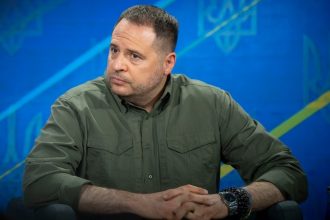 НАБУ провело обшуки у водія Андрія Єрмака: деталі розслідування