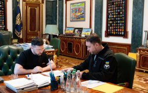 Ставка на спецслужби: Зеленський кличе Кирила Буданова керувати Офісом Президента