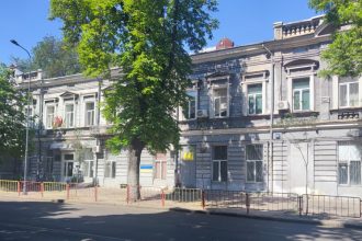 Атака по Одесі: пошкоджено юридичний ліцей — пам’ятку архітектури