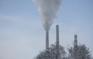 Бурштин ТЕС “на нулі” після атаки РФ: що відомо про відключення