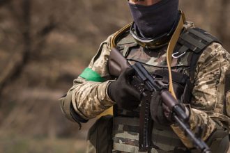 Контракт у ЗСУ після 60 років: що прописав указ Зеленського №108/2026