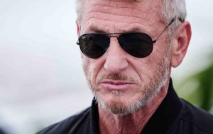 Шон Пенн проміняв тріумф на "Оскарі-2026" на квиток до Києва: таємний рейс та культурний фронт України