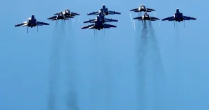 Польща закриває повітряний простір на сході у 2026: причини і як зміняться маршрути літаків