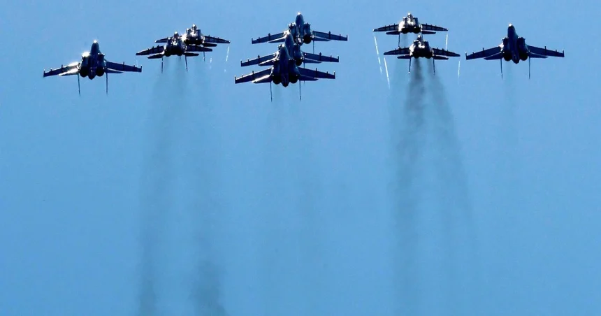 Польща закриває повітряний простір на сході у 2026: причини і як зміняться маршрути літаків