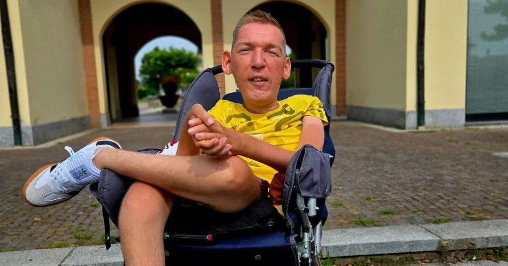 Повернувся Назарій Гусаков, якого підозрюють у привласненні пожертв на лікування СМА — що про нього відомо