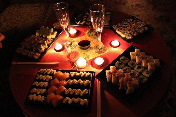 Що подарувати на 8 березня 2026 в Україні: ідеї подарунків