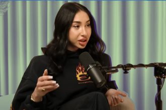 У мережі критикують Цимбалюка та Рогову через рекламу магазину зі спайсом