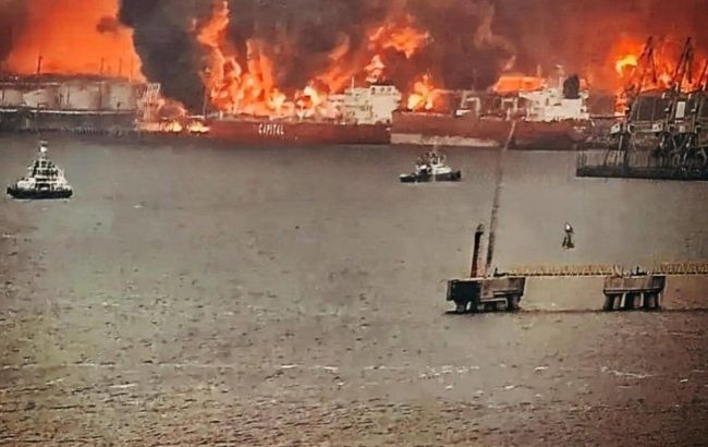 Усть-Луга палає після удару дронів — що відомо про пожежу в порту