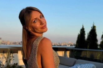 Зіркове материнство в деталях: Леся Нікітюк розчулила прихильників новими світлинами підрослого сина