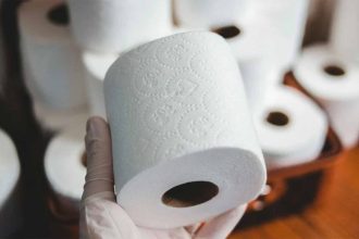 "Ні" целюлозі: чому мільйони людей назавжди відмовляються від туалетного паперу та чим його замінюють