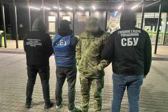 На Закарпатті ліквідовано масштабний канал переправлення осіб за кордон: організатором виявився депутат та діючий військовий