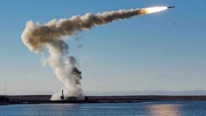 Тривалий удар по Україні: тактика та цілі ворога