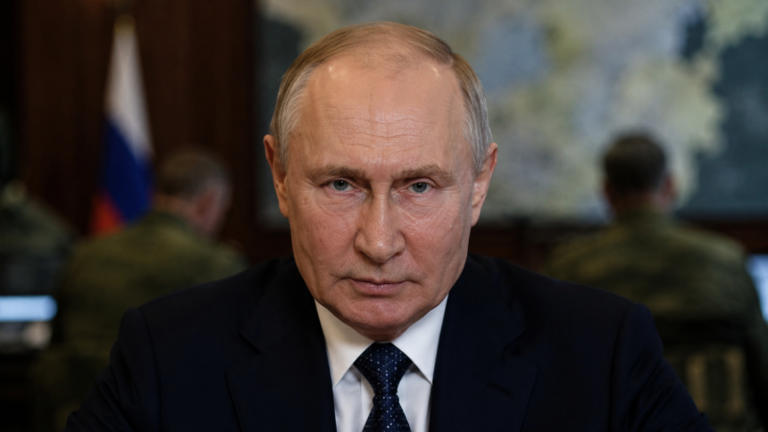 Путін заявив, що Росія продовжить наступ і спроби захопити чотири області України, відкинувши пропозицію Києва про взаємне припинення далекобійних ударів і визнавши дефіцит пального в РФ.