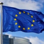 Лідери ЄС погодили продовження секторальних санкцій проти Росії одразу на 12 місяців замість пів року. Що змінює рішення саміту в Брюсселі та які обмеження діятимуть далі.