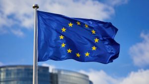 Лідери ЄС погодили продовження секторальних санкцій проти Росії одразу на 12 місяців замість пів року. Що змінює рішення саміту в Брюсселі та які обмеження діятимуть далі.