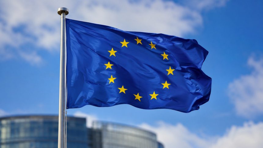 Лідери ЄС погодили продовження секторальних санкцій проти Росії одразу на 12 місяців замість пів року. Що змінює рішення саміту в Брюсселі та які обмеження діятимуть далі.