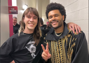Українець The Weeknd Даніель Скрипник створив арт-перформанс у Мюнхені. Співак відреагував на відео, а під час концерту впізнав митця серед глядачів Allianz Arena.