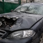 Що робити, якщо авто пошкоджене уламками дрона: виклик поліції та ДСНС, фотофіксація, витяг з ЄРДР, оцінка збитків, заява до Реєстру збитків і перевірка КАСКО.