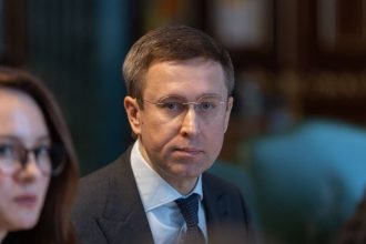 Сергій Корецький став прем’єр-міністром України після голосування Ради 16 липня. Хто він, де працював, яку освіту здобув і з якими результатами очолював Укрнафту та Нафтогаз. Головні факти біографії.