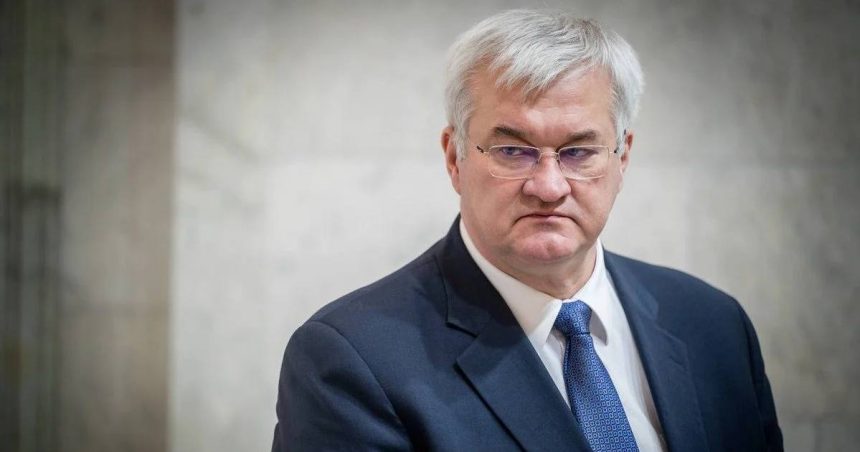 Андрій Сибіга заявив: Україні критично потрібне використання заморожених активів Росії. Що відомо про $600 млрд збитків, позицію Києва, рішення ЄС і кредит на €90 млрд для України у 2026 році від ЄС.