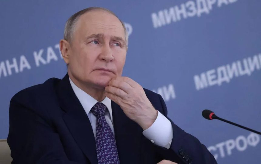 РФ змінює тактику ударів по енергетиці України: у фокусі менші підстанції, тепло- й водопостачання. Як Україна готується до зими 2026/27, посилює захист і створює резерви обладнання.