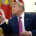 Трамп оголосив нафтову угоду США з Венесуелою: Вашингтон отримає контроль над понад 65 млрд барелів запасів, а 17 родовищ мають залучити понад $100 млрд приватних інвестицій у нафтовий сектор.