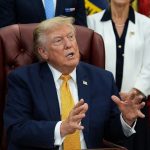 Трамп звинуватив Байдена у скороченні запасів боєприпасів США через допомогу Україні. Що заявив президент і скільки Вашингтон реально виділив на озброєння та поповнення арсеналів. Дані Пентагону США.