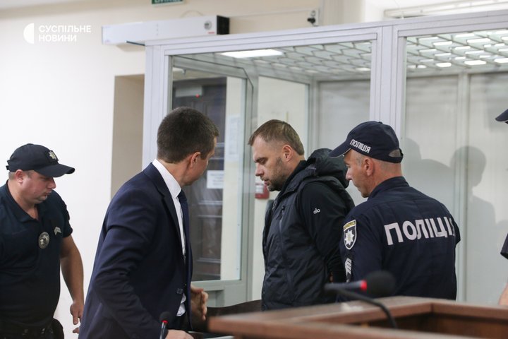 «Канцлер» і мільйонні активи: що відомо про доходи та бізнес родини Кропиви
