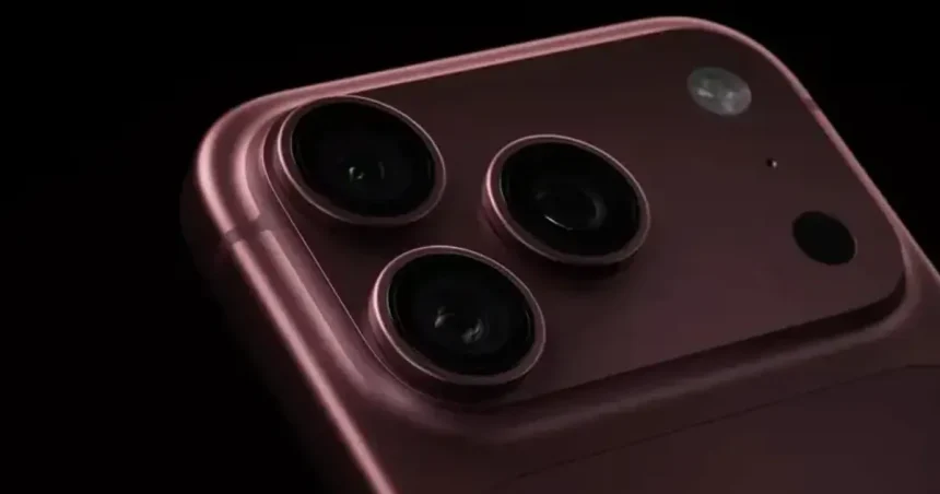 Розбирання iPhone 18 Pro підтвердило батарею 4056 мА·год, менший Dynamic Island, підекранну ІЧ-камеру Face ID та збільшений модуль 48-Мп камери зі змінною діафрагмою.