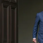 Дональд Туск заявив, що війна Росії проти України входить у вирішальну фазу. Польща готується до різних сценаріїв через удари біля кордону та ризики для східного флангу НАТО. У найближчі важкі місяці