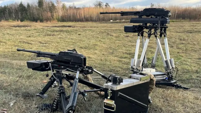 Автономна зброя і ШІ: чому США та Росія гальмують правила ООН, що обговорюють 128 держав у Женеві та як суперечка про контроль людини може змінити війни, відповідальність і захист цивільних.