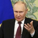 Мирні переговори України й Росії знову опинилися під питанням: після візиту посланців Трампа Москва відновила удари, а позиції сторін щодо територій і безпеки залишилися далекими.