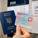 Українці в Польщі восени 2026 року: як перевірити PESEL UKR, паспортні дані, Diia.pl, статус після 1 вересня, правило 30 днів і чи варто подаватися на карту CUKR до кінця року.