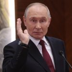 Путін відвідав спірний острів Ітуруп, після чого Японія заявила протест. Що відбувається навколо Курильських островів, чому Немуро залежить від Росії та чому мирного договору досі немає.